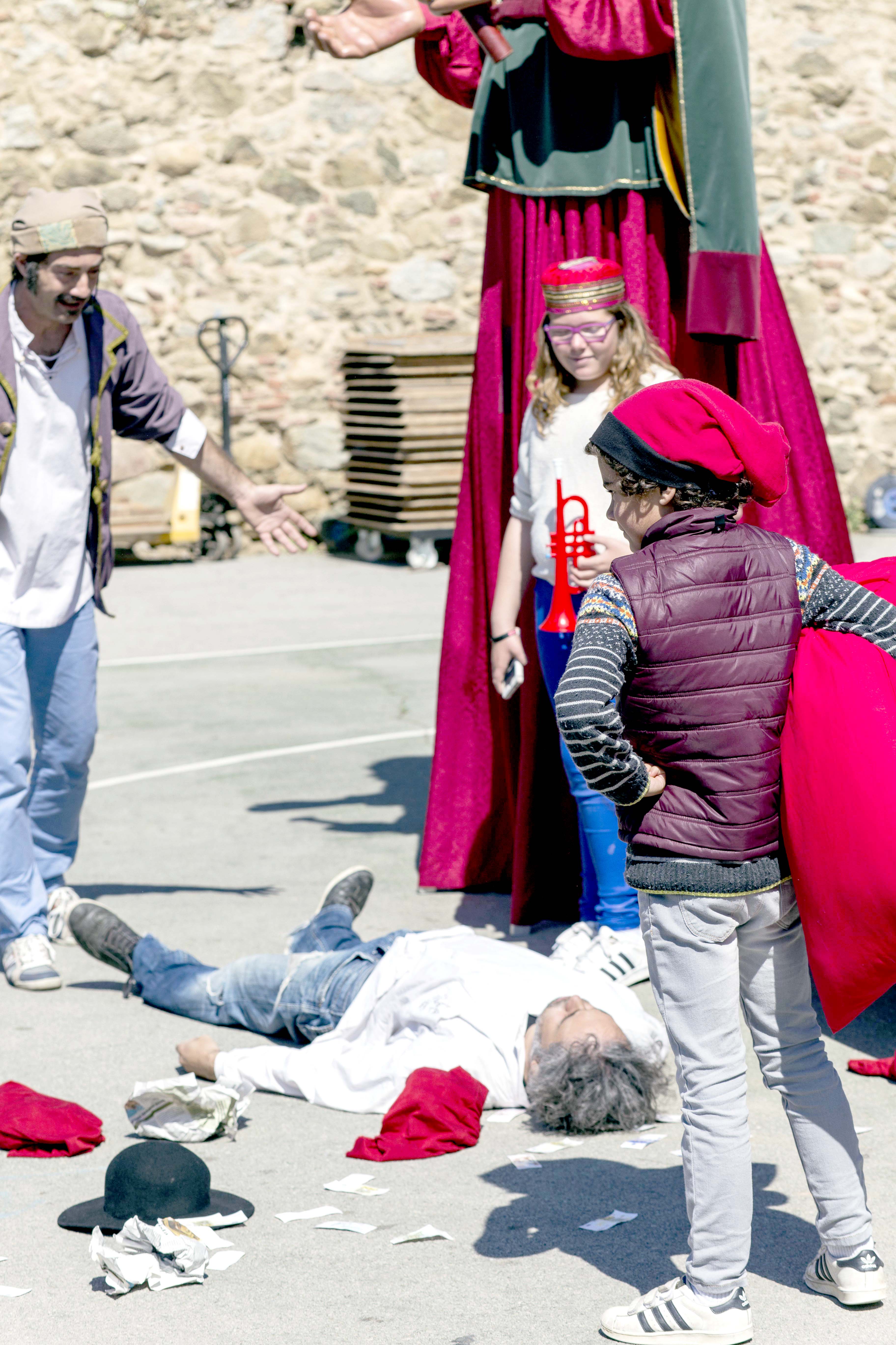 Sant Jordi 2016: literatura i roses amb les entitats m�s emblem�tiques de la vila - Foto 48998540