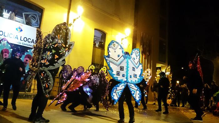 La comparsa "A les 24" &nbsp;durant el ball de Carnestoltes