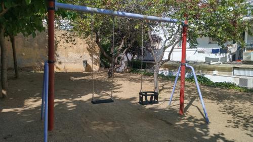 parc infantil parc de la bassa