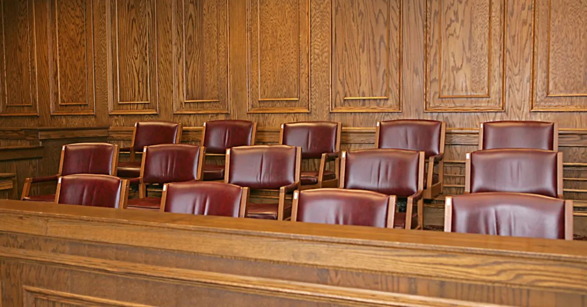 Bancada del jurat popular a una sala de judicis