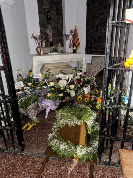 Ofrena Floral a la Mare de D&eacute;u del Remei
