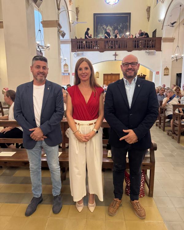 L'Alcaldesa de Caldes d'Estrac, Elisabeth Segura, amb els alcaldes de Sant Vicen&ccedil; de Montalt, Javier Sandoval, i Sant Andreu de Llavaneres, &Agrave;lex Neira